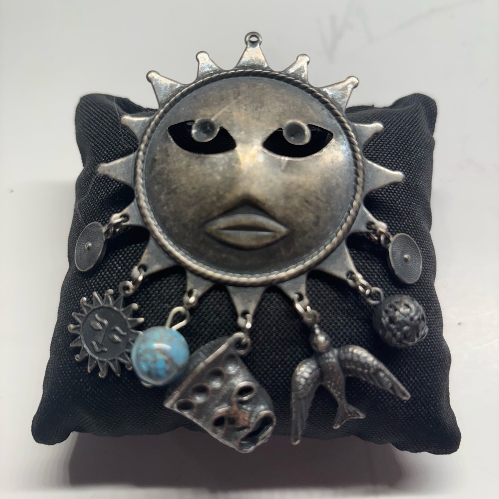 Silver Sun Face Brooch  Pin  Pendant with Charms - Picture 6 of 11